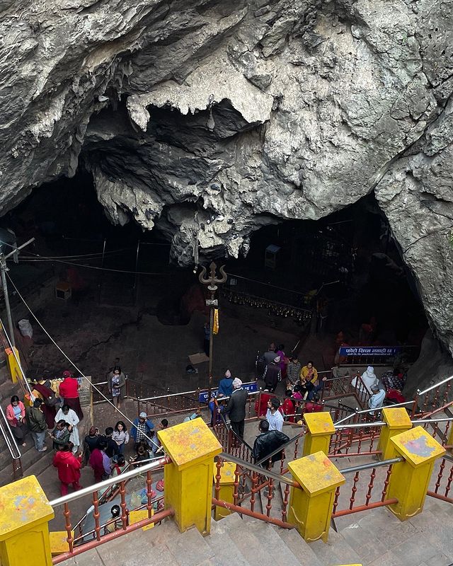 Halesi-Maratika Caves